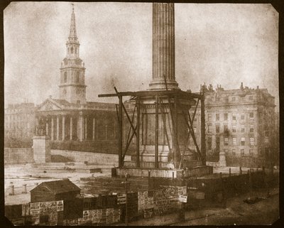 正在建造的尼尔森柱，c.1841（来自calotype negative的盐纸打印） 作者 威廉·亨利·福克斯·塔尔伯特