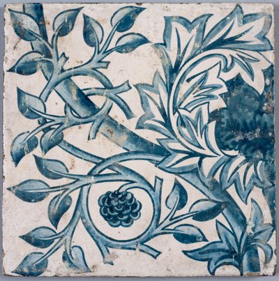蓝色花纹图案。瓷砖，19世纪70年代至80年代。 作者 威廉·莫里斯