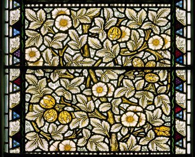 Kirkcaldy Old Kirk，Morris＆Co.，William Morris，Wild Roses＆Hazelnuts，1886 作者 威廉·莫里斯