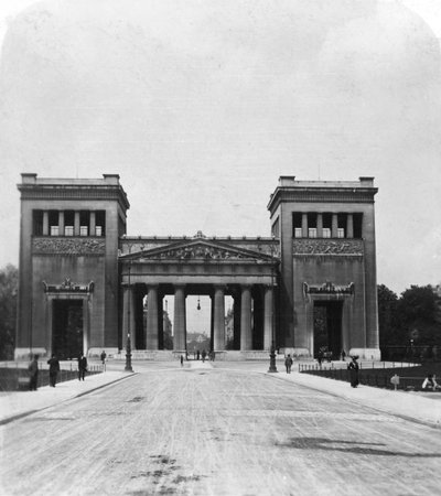 Propylaen，德国慕尼黑，c1900年 作者 沃思和儿子