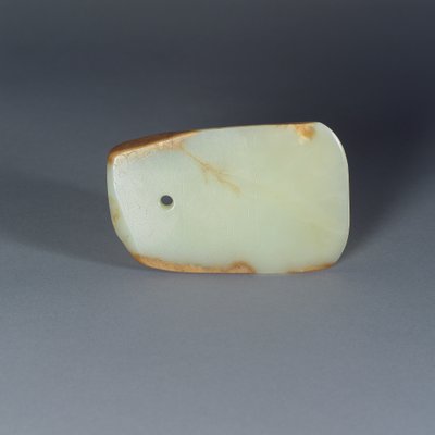 仪斧刀片，公元前475年 - 公元前221年（和田玉） 作者 Zhou Dynasty Chinese School