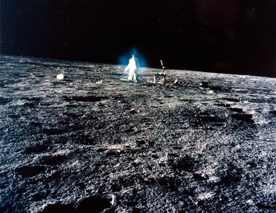 载人航天飞行, 美国, 阿波罗12号 阿波罗12号宇航员登月 作者 费迪南德·乔治·沃尔德米勒