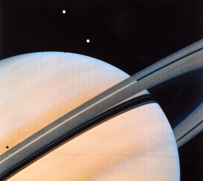 土星和它的星环 作者 弗雷德里克（致）巴纳德