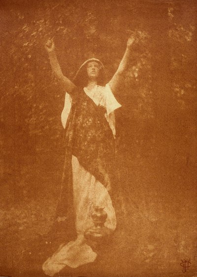 拿着花瓶的女人，约1906年 作者 理查德（后）爸爸