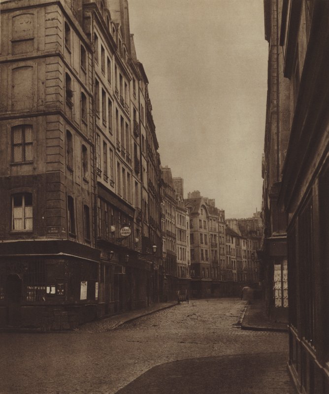 rue de la Ferronnerie，取自rue de la Reynie，街道的起点仍然保留（黑白照片） 作者 （之后）法国摄影师