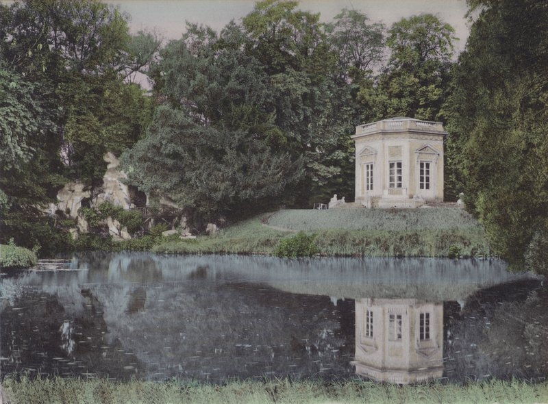Parc du Petit Trianon, Pavillon de Musique, The Park of the Little Trianon, Music Pavillon (coloured photo) 作者 （之后）法国摄影师