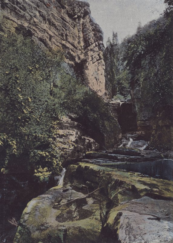 洛克-阿马杜尔（Roc-Amadour），Le Moulin du Saut（照片）。 作者 （之后）法国摄影师