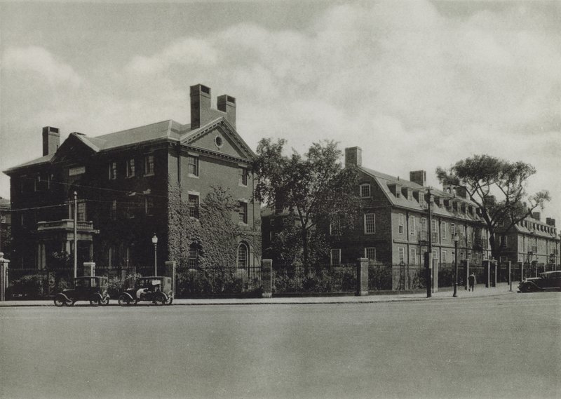 哈佛大学。Phillips Brooks House; Mower Hall, Dormitory; Lionel Hall, Dormitory (b/w photo) 作者 美国摄影师（后）