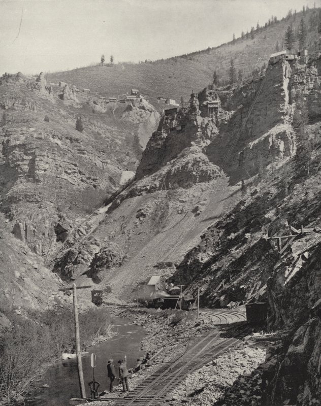 Mines in Eagle River Canyon, Colorado (b/w photo) 作者 美国摄影师（后）