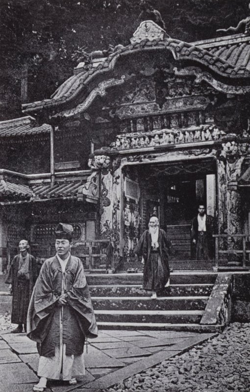 The Temple of Nikko (b/w photo) 作者 美国摄影师（后）