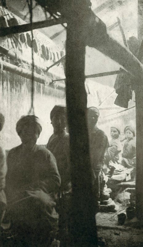 波斯织布机（黑白照片） 作者 美国摄影师