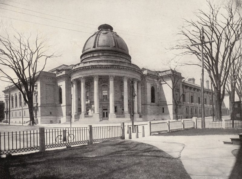 耶鲁大学："圆形大厅"，左侧为伍尔西厅，右侧为耶鲁餐厅（黑白照片） 作者 美国摄影师