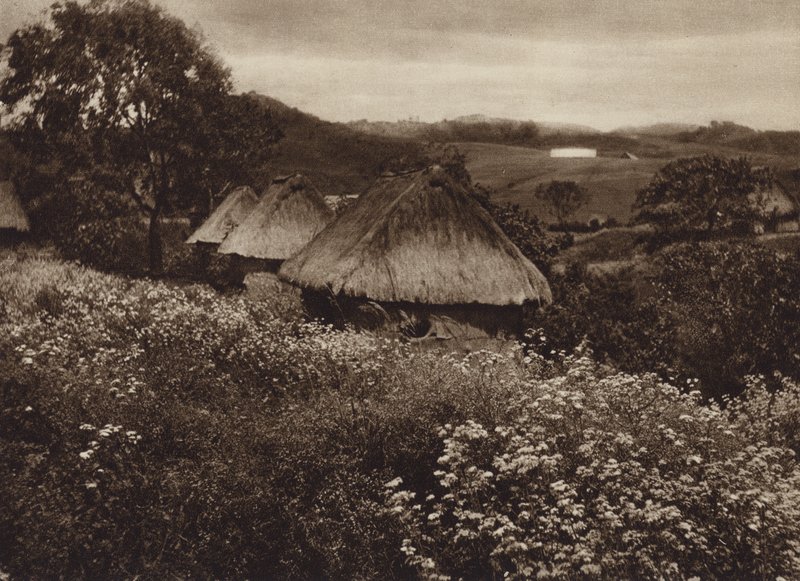 墨西哥：Cihuapam，工人小屋（黑白照片） 作者 塞西尔·塞勒·萨克斯