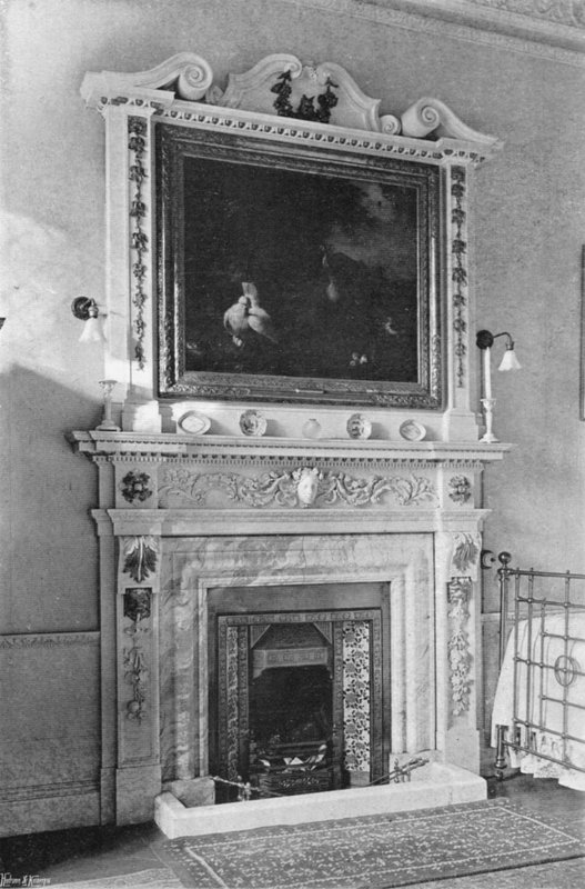 A Marble Chimney-Piece (b/w photo) 作者 查尔斯·拉瑟姆（Charles Latham）