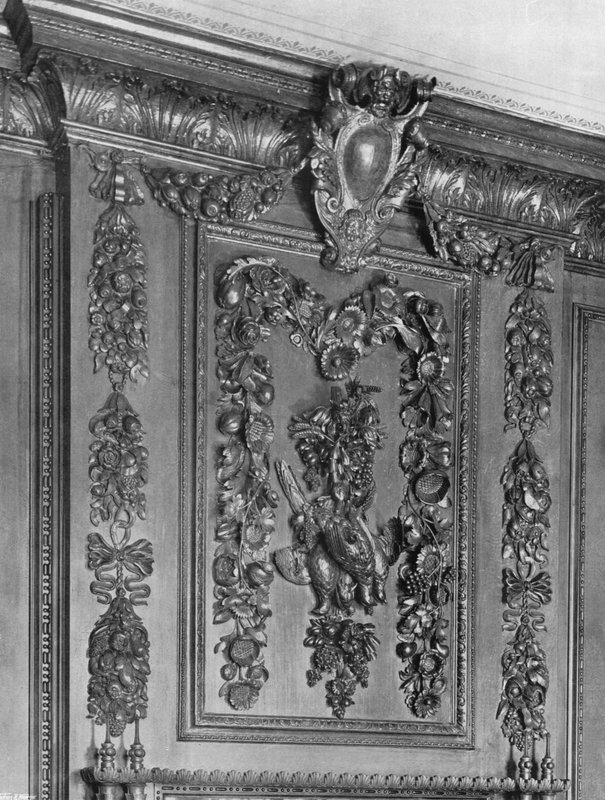 通过Grinling Gibbons 作者 查尔斯·拉瑟姆（Charles Latham）