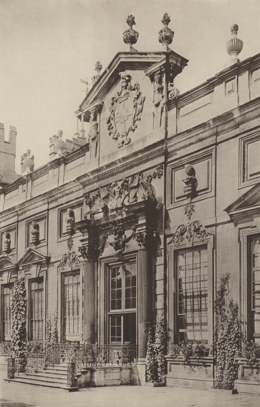 德雷顿公园，Northants，内部入口 作者 查尔斯·拉瑟姆（Charles Latham）