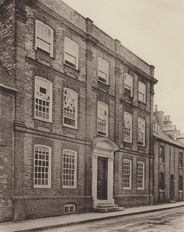 House in High Street，沃灵福德 作者 查尔斯·拉瑟姆（Charles Latham）