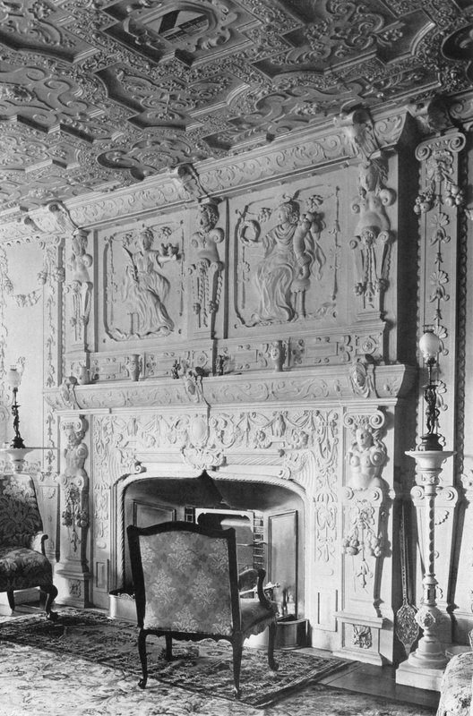 The Dining-Room (b/w photo) 作者 查尔斯·拉瑟姆（Charles Latham）