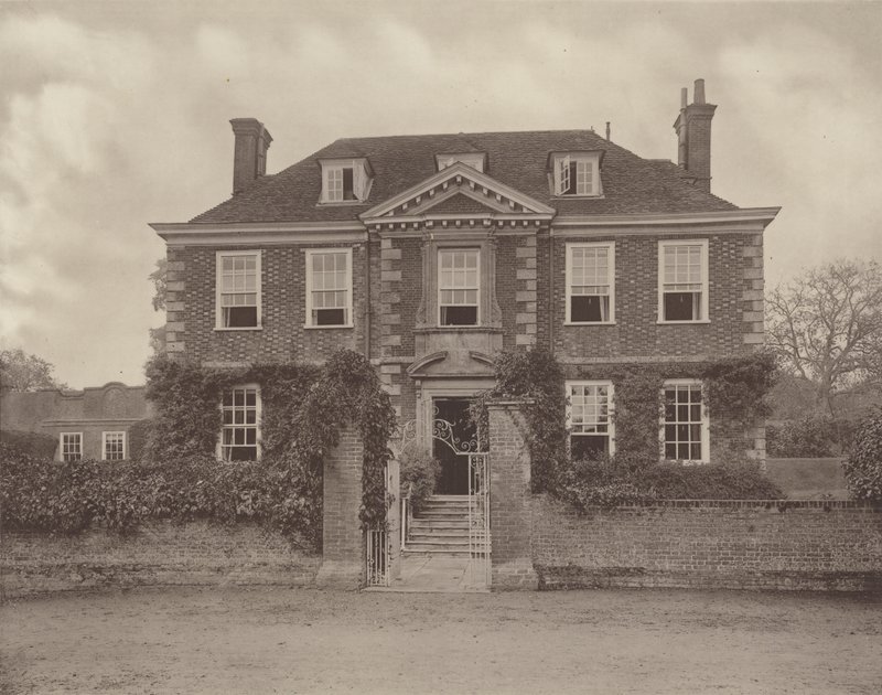 Moot House，Downton在索尔兹伯里附近 作者 查尔斯·拉瑟姆（Charles Latham）