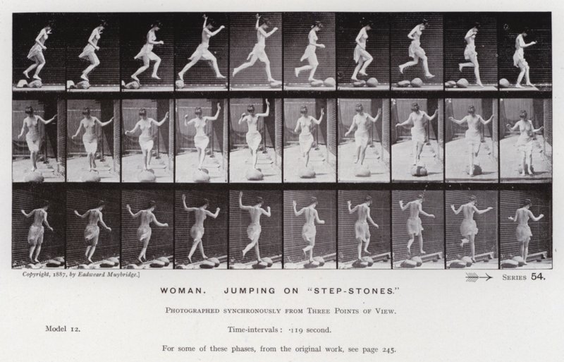 The Human Figure in Motion: Woman, jumping on "step-stones" (b/w photo) 作者 爱德沃德·迈布里奇