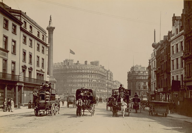 Cockspur Street，伦敦，照片 作者 英国摄影师