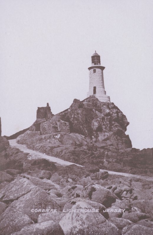 Corbiere Lighthouse Jersey (b/w photo) 作者 英国摄影师