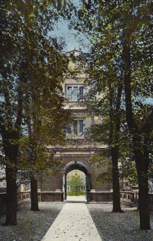 Gonville和Caius学院，美德之门 作者 英国摄影师