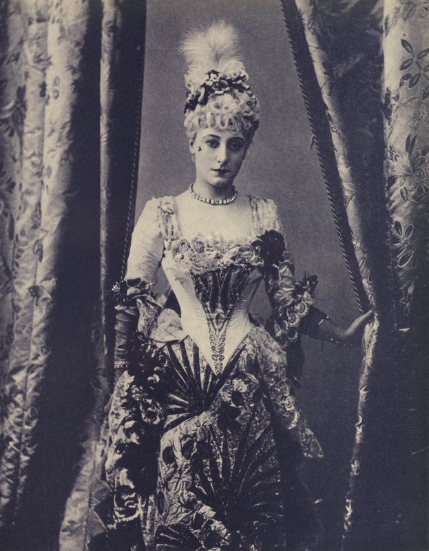 英国Gaiety剧院女演员Kate Vaughan（黑白照片）。 作者 英国摄影师