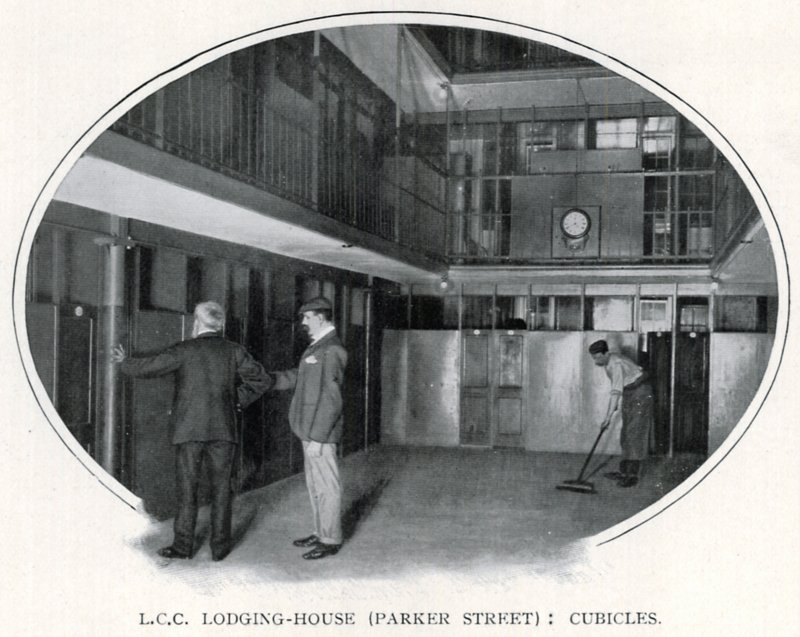 L.C.C. 旅馆（帕克街）。隔间（黑白照片 作者 英国摄影师