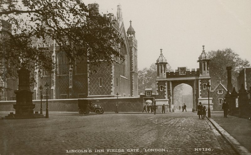 Lincolns Inn Fields Gate，伦敦 作者 英国摄影师