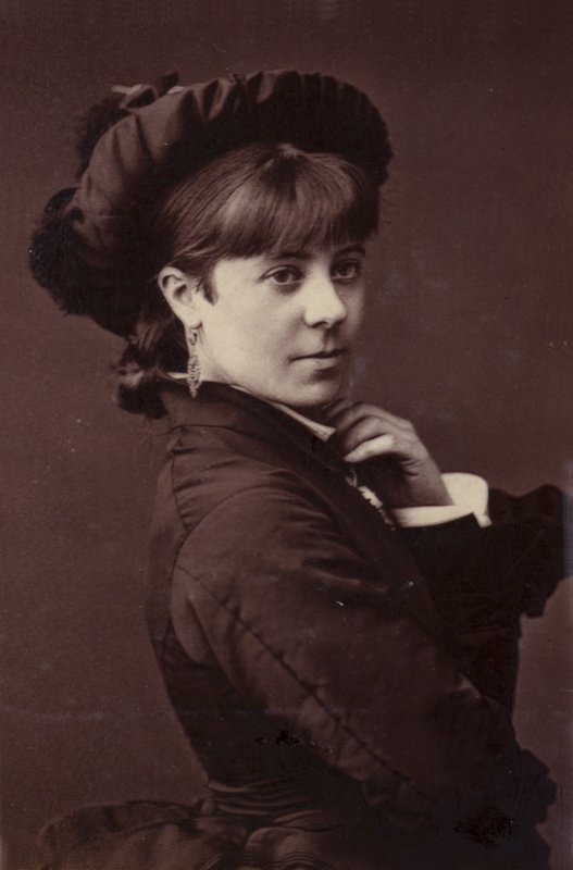 Nelly Farren 作者 英国摄影师