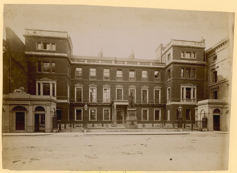 Pall Mall，伦敦 作者 英国摄影师