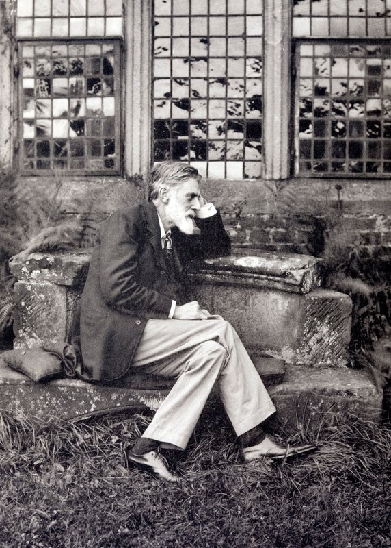 Robert Bridges, English poet (b/w photo) 作者 英国摄影师