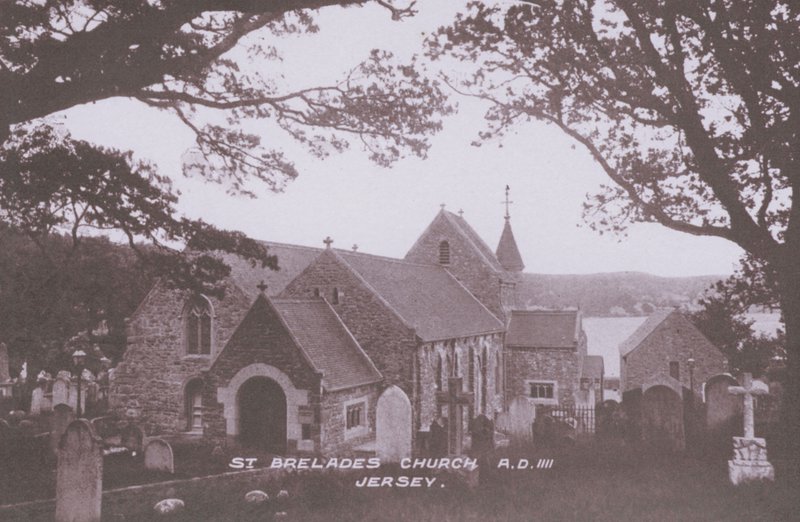 St Brelades Church AD 1111, Jersey (b/w photo) 作者 英国摄影师