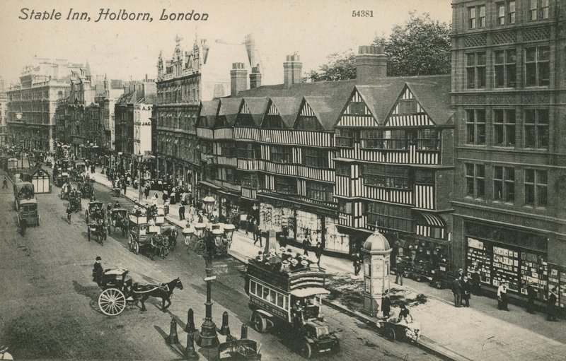 Staple Inn，霍尔本，伦敦 作者 英国摄影师