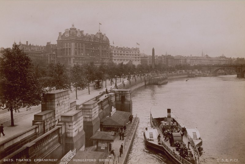 来自亨格福德桥的Thames Embankment 作者 英国摄影师