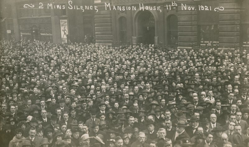 1921年11月11日伦敦Mansion House的两分钟沉默 作者 英国摄影师