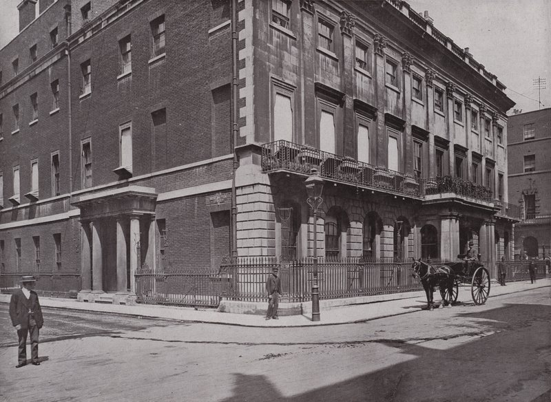Uxbridge House 作者 英国摄影师