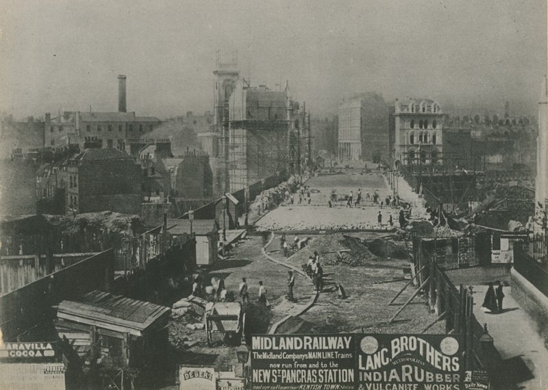 Holborn高架桥于1869年建造 作者 英语学校