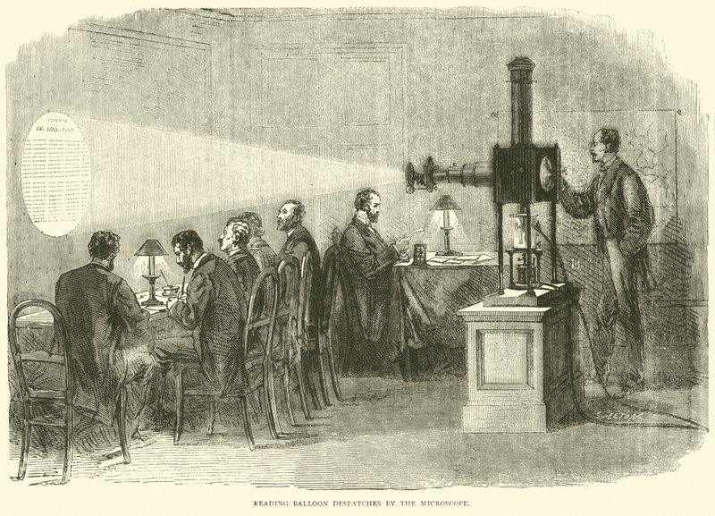 1870年10月，在显微镜下阅读气球 作者 英语学校