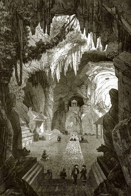 在大理石的地下budhist寺庙在Touraine附近晃动，在科钦中国 作者 英语学校