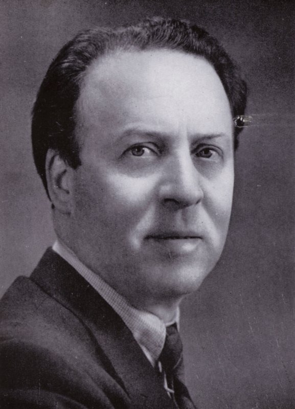 Clarence Raybould (黑白照片) 作者 欧洲摄影师