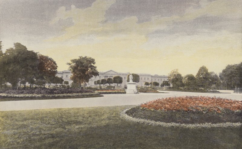 Compiegne，宫殿的门面在小公园 作者 法国摄影师