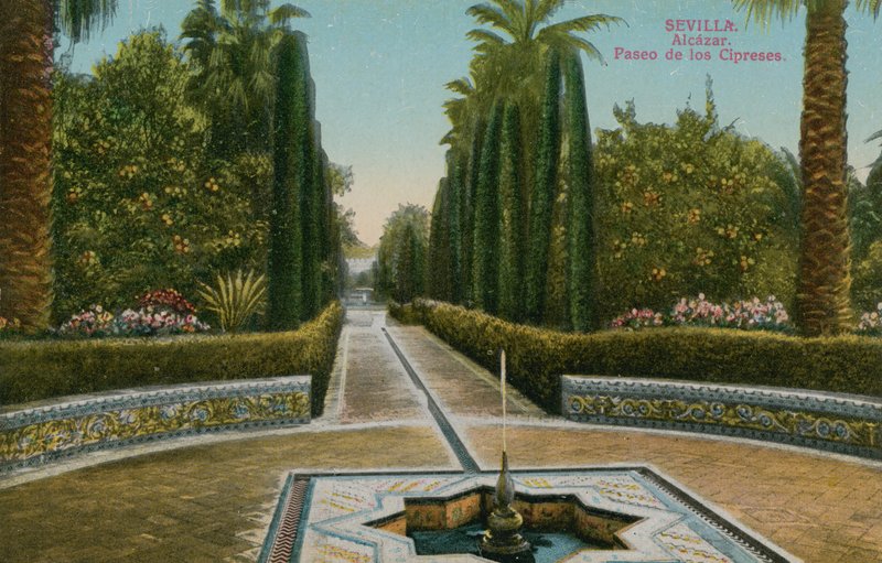 Cypress Walk，Alcazar，在塞维利亚，西班牙。明信片于1913年寄出。 作者 法国摄影师