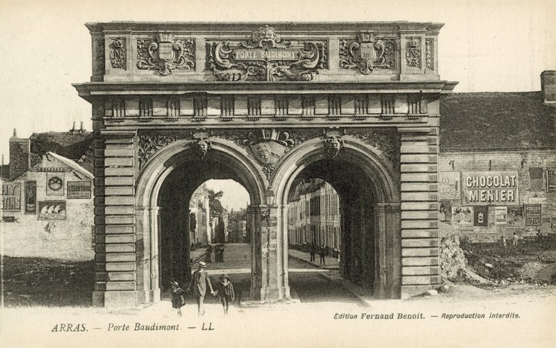 Porte Baudimont, Arras (b/w photo) 作者 法国摄影师