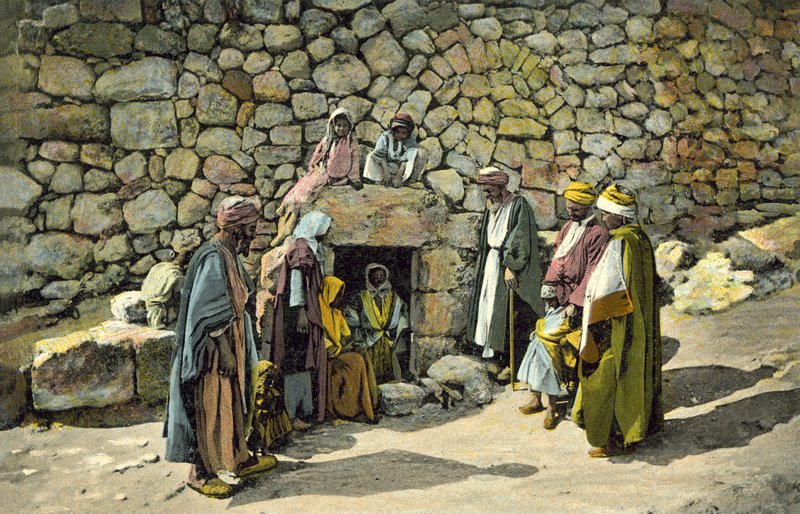 Tomb of Lazarus, Bethany, Palestine (colour photo) 作者 法国摄影师