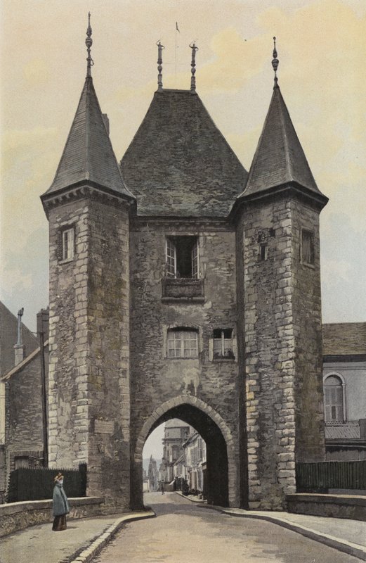Villeneuve-sur-Yonne，Porte de Joigny 作者 法国摄影师