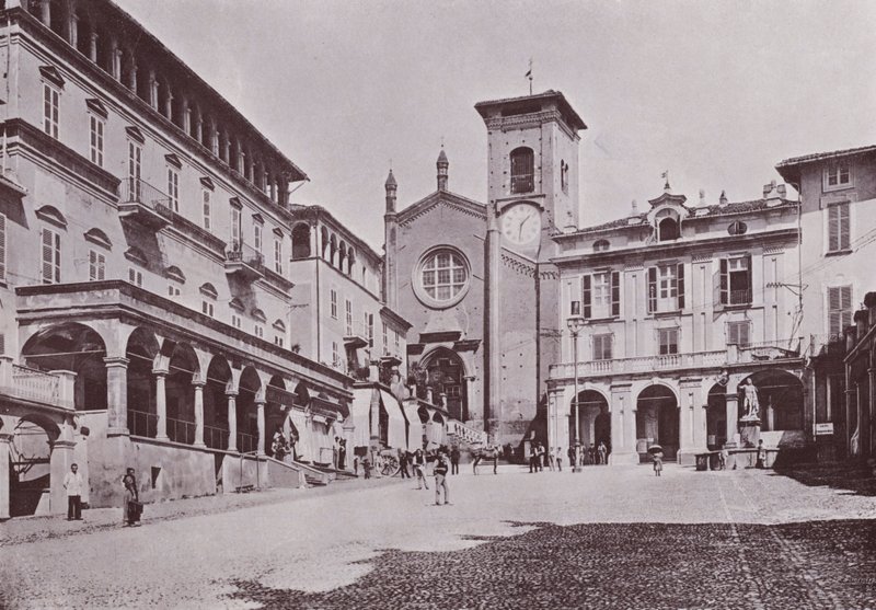 Italy: Montcalieri (b/w photo) 作者 意大利摄影师