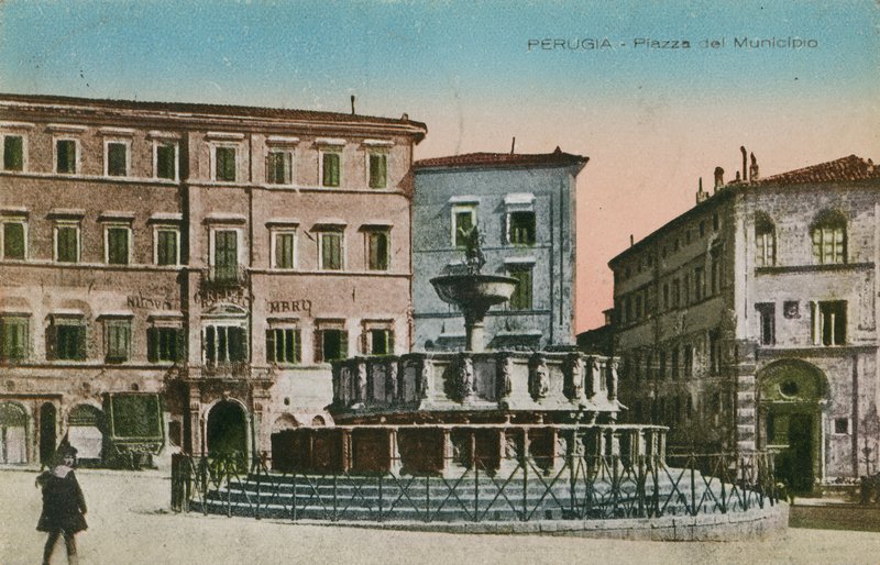 佩鲁贾，Piazza del Municipio，1910年 作者 意大利摄影师
