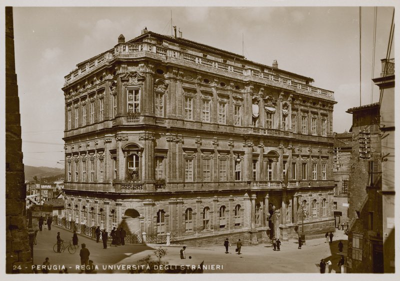 佩鲁贾，Universita degli Stranieri，1920年 作者 意大利摄影师